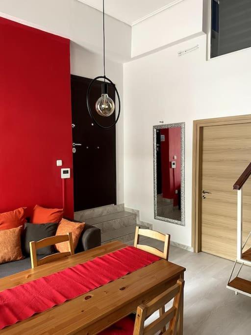Comfy Apartment With Low Ceiling Attic Athén Kültér fotó