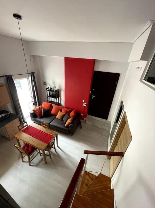 Comfy Apartment With Low Ceiling Attic Athén Kültér fotó